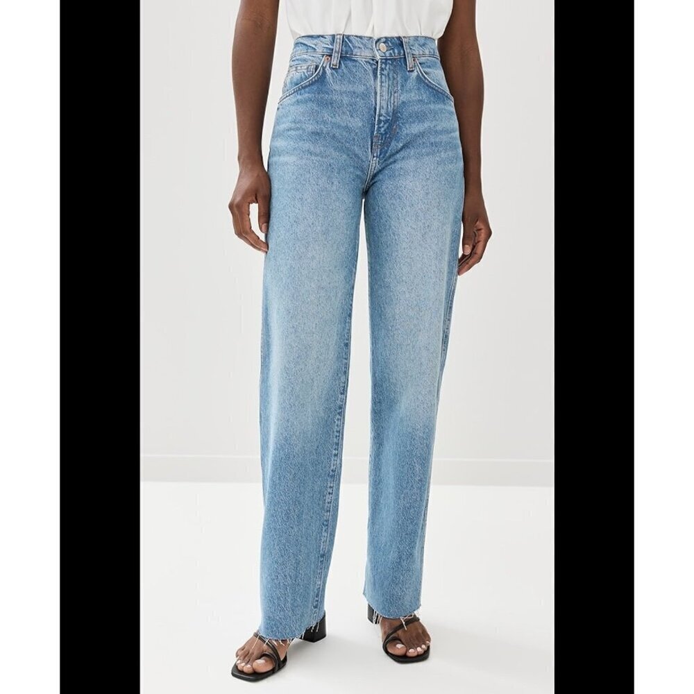 Reformation Cynthia Highrise straight long jeans, Medium wash, Size 31 N49